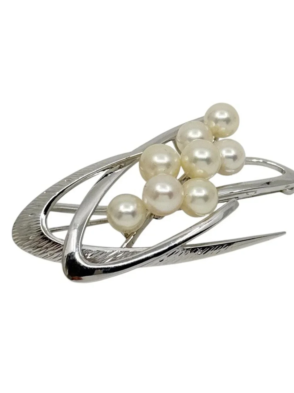 Mikimoto measures long